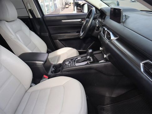 Used 2022 MAZDA CX-5 AWD 2.5 S w/ Preferred Package image 27