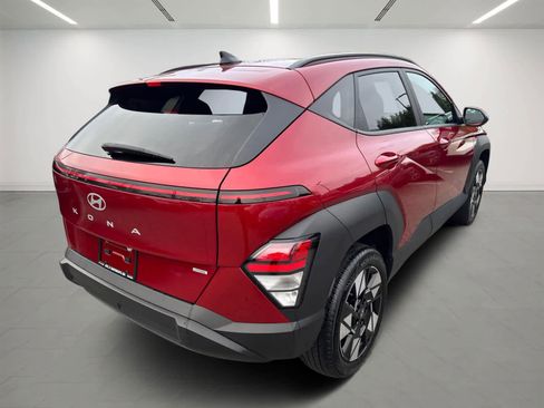 Used 2024 Hyundai Kona SEL w/ Convenience Package image 6