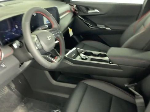 New 2025 Chevrolet Equinox RS image 11