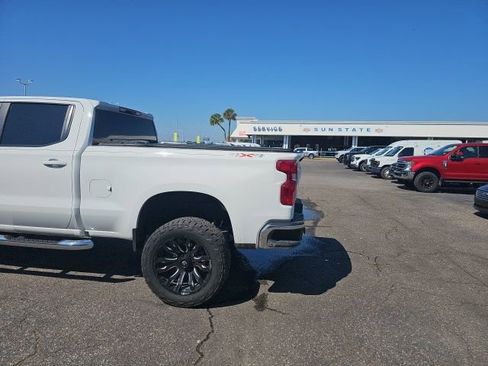 Used 2024 Chevrolet Silverado 1500 LT image 4