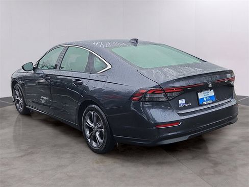Certified 2023 Honda Accord EX image 6