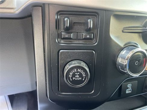 Used 2022 Ford F150 XLT w/ Equipment Group 302A High image 18