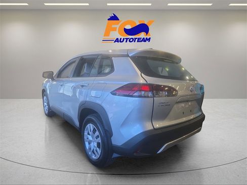 New 2026 Toyota Corolla Cross L image 2