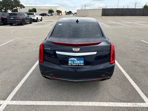 Used 2017 Cadillac XTS Premium Luxury FWD image 4