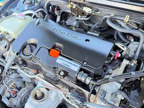 Used 2018 Honda Civic LX image 59