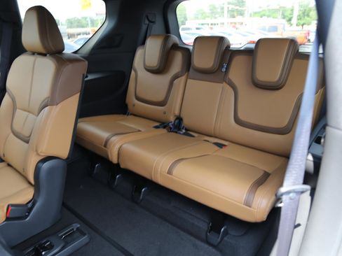 New 2025 Nissan Armada SL w/ Convenience Package image 24