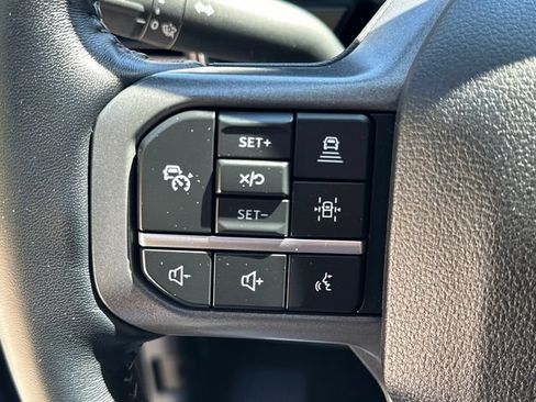 Used 2024 Ford F350 Lariat w/ Lariat Ultimate Package AWD/4WD image 33