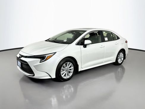 New 2026 Toyota Corolla XLE FWD image 3