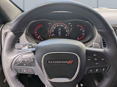 Used 2018 Dodge Durango R/T w/ Technology Group AWD/4WD image 27