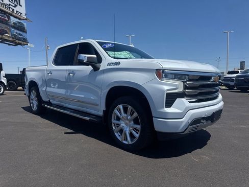 New 2026 Chevrolet Silverado 1500 High Country w/ High Country Premium Package AWD/4WD image 8