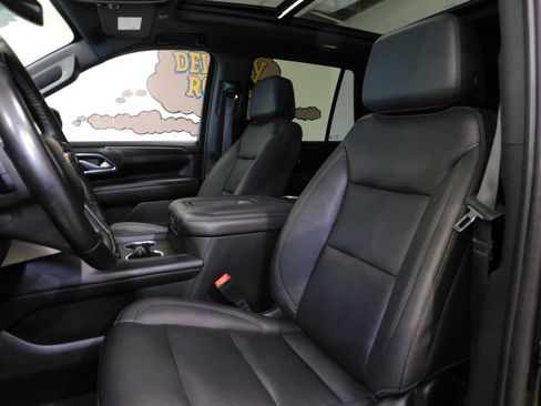 Used 2023 Chevrolet Tahoe LT w/ Luxury Package AWD/4WD image 32