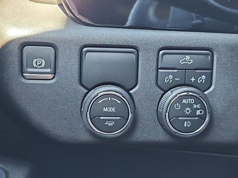 Certified 2024 Chevrolet Silverado 1500 RST w/ Texas Edition Plus image 18