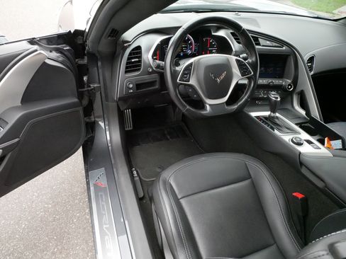 Used 2017 Chevrolet Corvette Stingray Coupe w/ Battery Protection Package RWD image 9