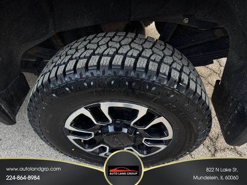 Used 2020 GMC Sierra 3500 4x4 Crew Cab w/ Gooseneck/5TH Wheel Package image 24