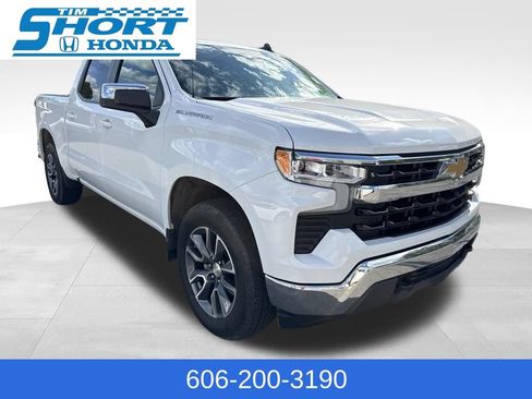 Used 2024 Chevrolet Silverado 1500 LT w/ Protection Package AWD/4WD image 3