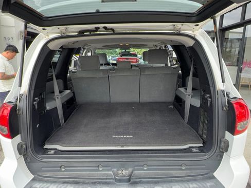 Used 2014 Toyota Sequoia SR5 image 16