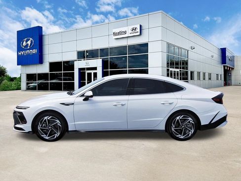 Certified 2026 Hyundai Sonata SEL FWD image 8