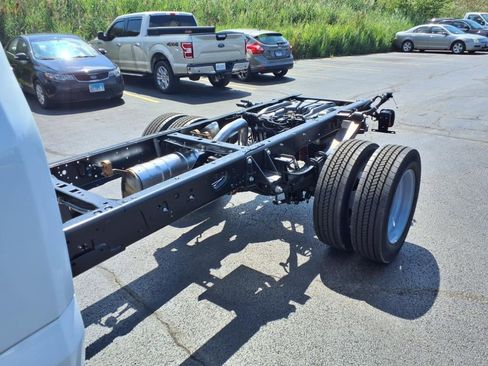 New 2025 Ford F550 4x4 Regular Cab Super Duty w/ Snow Plow Prep Package image 17