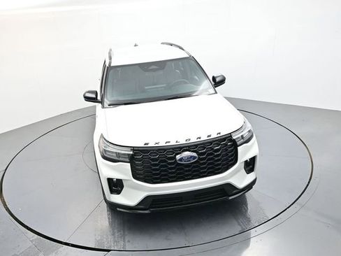 Used 2026 Ford Explorer ST-Line RWD image 19