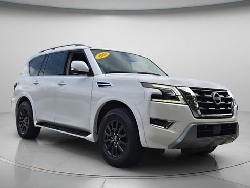 Used 2023 Nissan Armada SV w/ Cargo Package AWD/4WD image 9