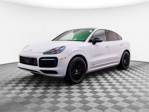 Certified 2021 Porsche Cayenne GTS w/ Premium Package Plus AWD/4WD image 1