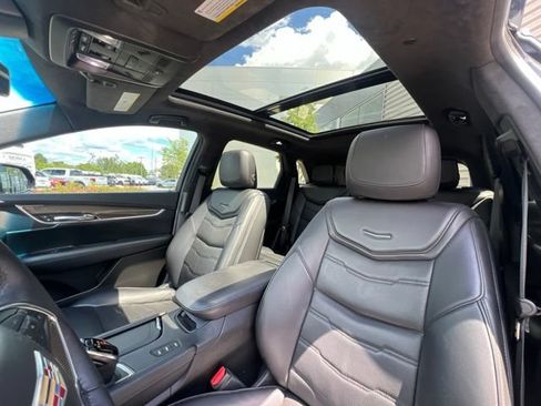Used 2018 Cadillac XT5 Platinum w/ Driver Assist Package AWD/4WD image 22