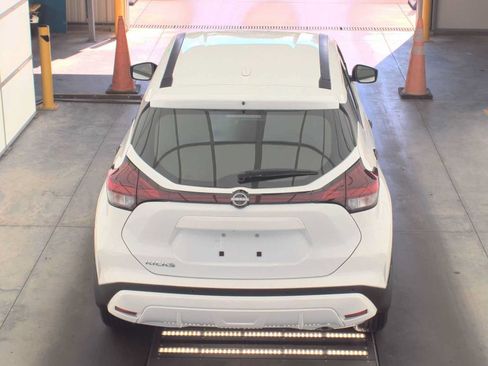 Used 2025 Nissan Kicks Play S FWD image 17