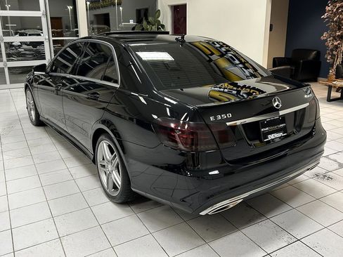 Used 2014 Mercedes-Benz E 350 4MATIC Sedan image 3
