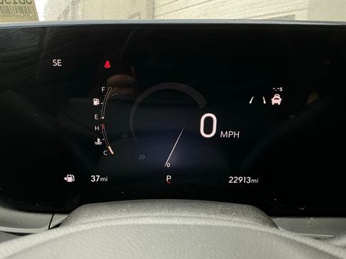 Used 2025 Buick Envista Sport Touring image 37