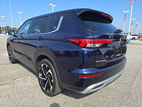 Used 2024 Mitsubishi Outlander SE image 7