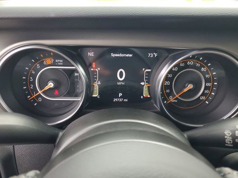 Used 2023 Jeep Wrangler Unlimited Sport AWD/4WD image 13