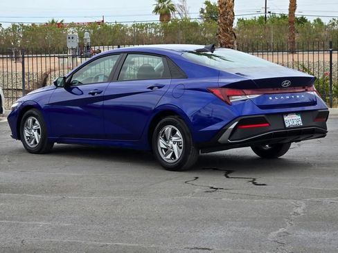 Used 2026 Hyundai Elantra SE FWD image 6