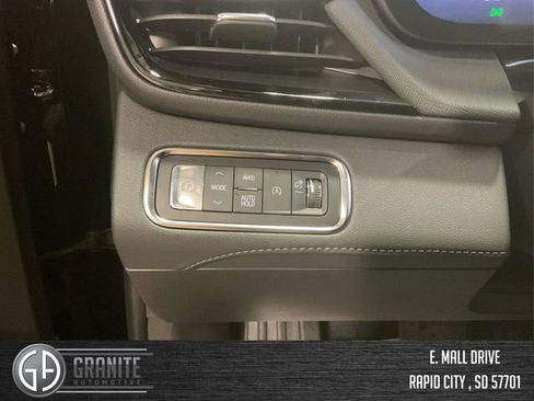 New 2026 Buick Enclave Sport Touring w/ Super Cruise Package image 18