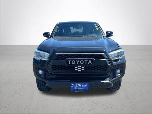 Used 2018 Toyota Tacoma TRD Off-Road AWD/4WD image 3
