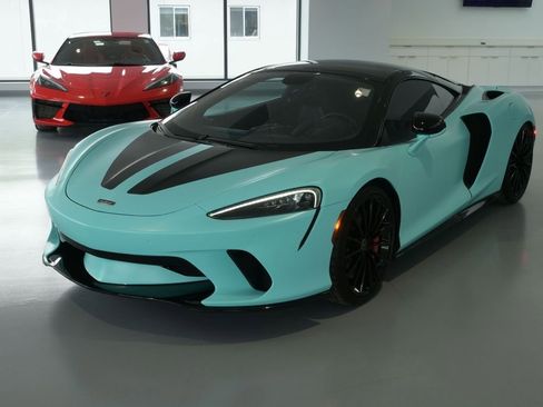 Used 2022 McLaren GT RWD image 11