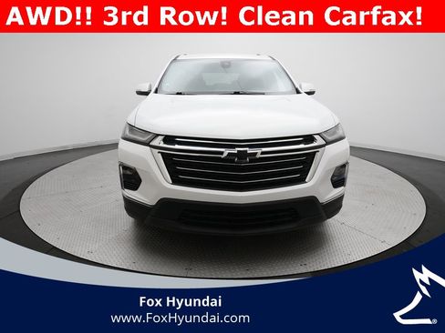 Used 2023 Chevrolet Traverse LT image 11