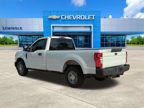 Used 2022 Ford F250 XL w/ Power Equipment Group RWD image 3