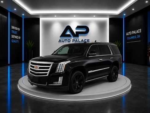 Used 2020 Cadillac Escalade Luxury AWD/4WD image 1