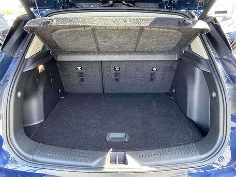 Used 2023 Buick Encore GX Essence w/ Experience Buick Package image 11