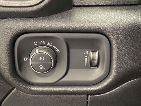 New 2026 RAM 2500 Tradesman w/ Chrome Appearance Group image 20