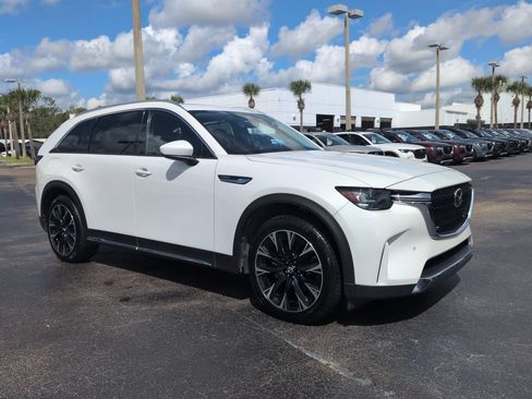 Used 2024 MAZDA CX-90 Plug-In Hybrid w/ Premium Pkg AWD/4WD image 2