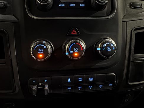 Used 2015 RAM 4500 Tradesman w/ Chrome Appearance Group AWD/4WD image 3