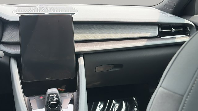 Used 2022 Polestar Polestar 2 w/ Plus Package AWD/4WD image 16