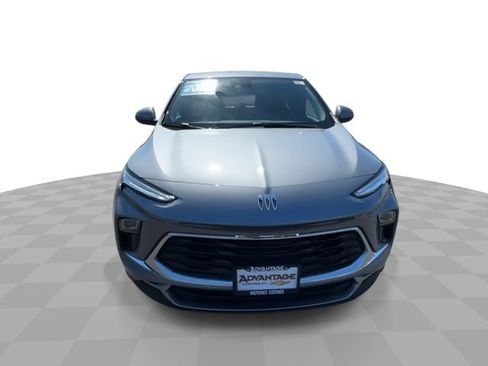 Certified 2025 Buick Encore GX Preferred image 3