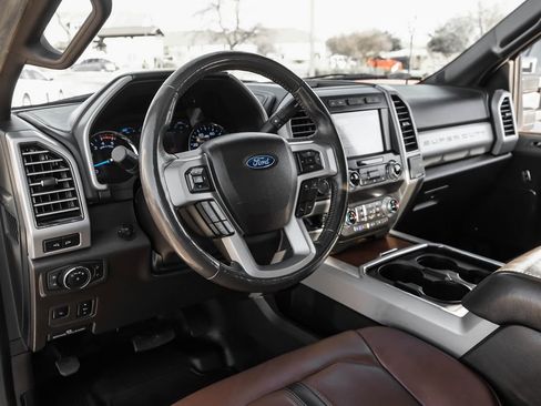 Used 2019 Ford F250 King Ranch w/ King Ranch Ultimate Package image 13
