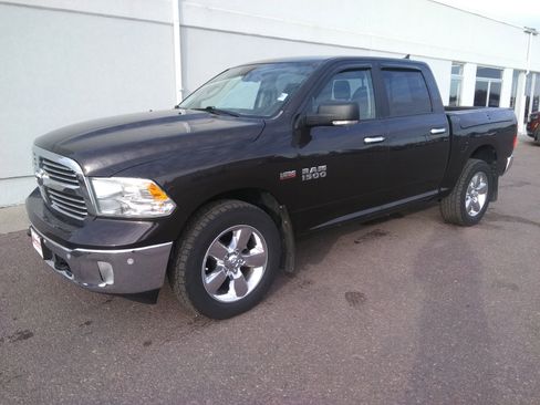 Used 2017 RAM 1500 Big Horn image 2