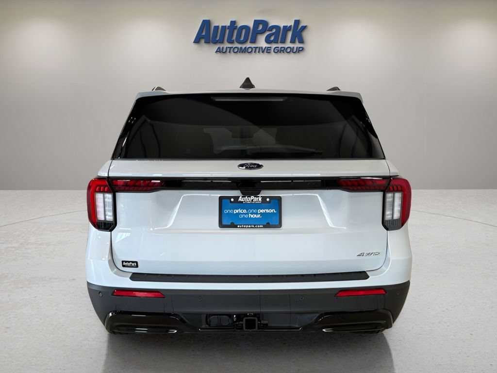 New 2026 Ford Explorer ST-Line w/ ST-Line Street Pack AWD/4WD image 7