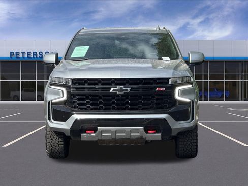 Used 2023 Chevrolet Suburban Z71 w/ Z71 Off-Road Package AWD/4WD image 9