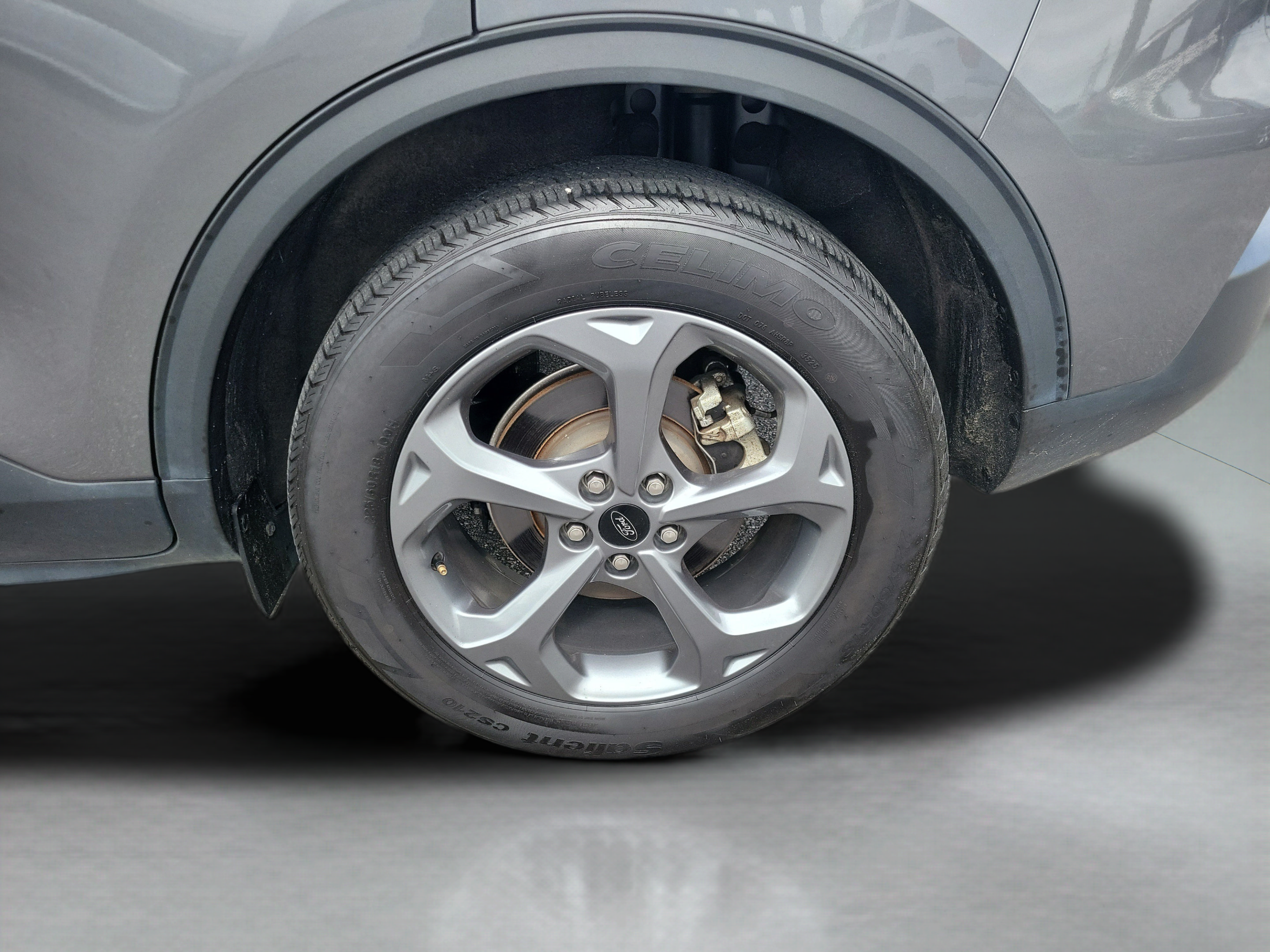 Used 2025 Ford Escape ST-Line Select AWD/4WD image 5