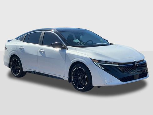 New 2026 Nissan Sentra SR w/ SR Premium Package image 7